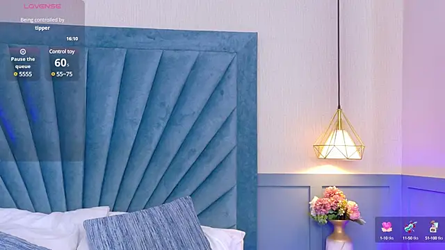 Camille Torres online show from 25, 2, 2025