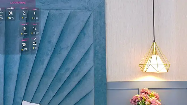 Camille Torres online show from 1, 3, 2025