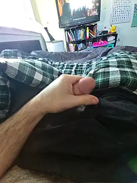 Snapshot of hungandnerdy420 chatting on 8, 7, 2026 hungandnerdy420 online show from 8, 7, 2026