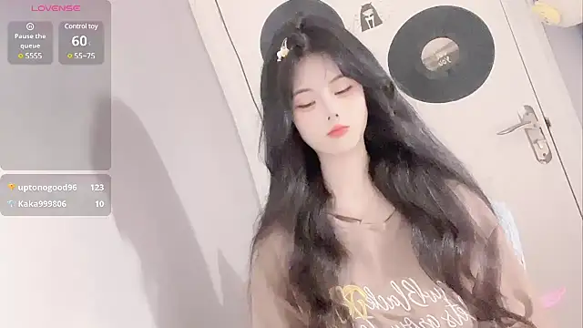 Qedgjwyz1 online show from 11, 3, 2025