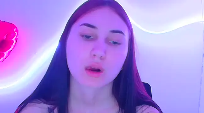 Jennifer Blum online show from 25, 2, 2025