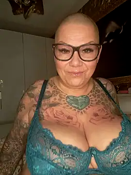 Snapshot of gepiercte_nippel chatting on 23, 12, 2024 gepiercte nippel online show from 23, 12, 2024