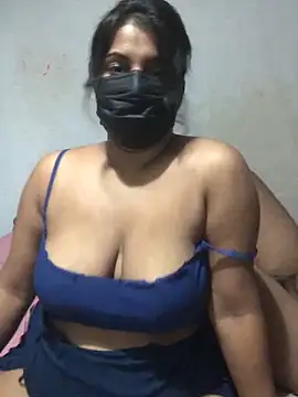 Snapshot of NOORA-GIRL chatting on 11, 3, 2025 NOORA-GIRL online show from 11, 3, 2025