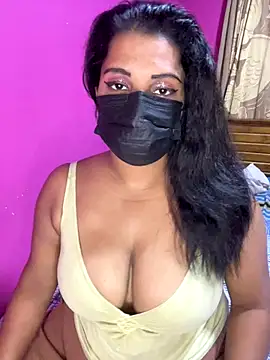 Snapshot of NOORA-GIRL chatting on 27, 9, 2025 NOORA-GIRL online show from 27, 9, 2025