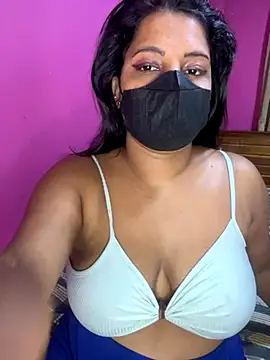 Snapshot of NOORA-GIRL chatting on 13, 10, 2025 NOORA-GIRL online show from 13, 10, 2025