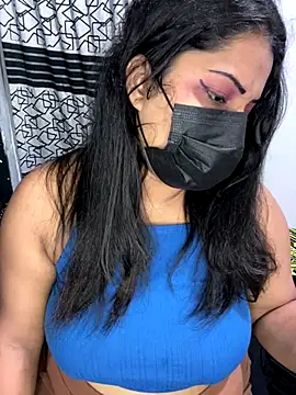 NOORA-GIRL online show from 27, 11, 2025