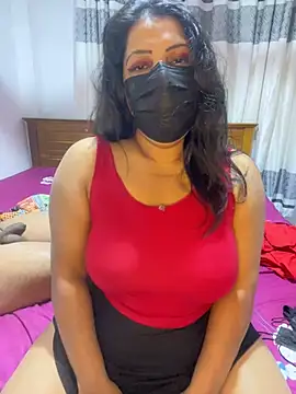 NOORA-GIRL online show from 1, 2, 2026