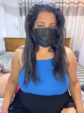 NOORA-GIRL online show from 13, 3, 2026