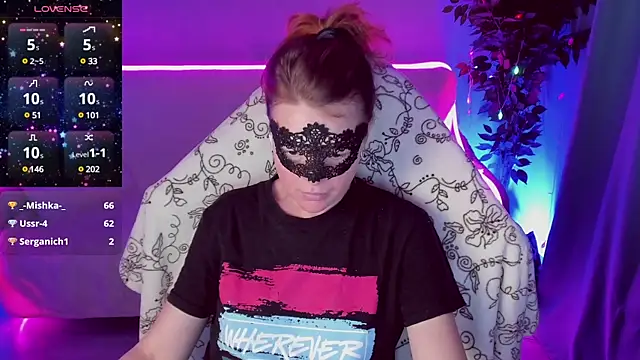 Sexy-Housewife online show from 15, 1, 2025