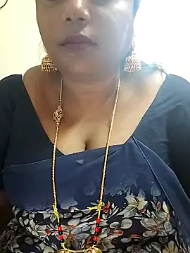 Snapshot of Swapna_143 chatting on 4, 2, 2025 Swapna 143 online show from 4, 2, 2025