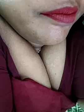 Snapshot of Swapna_143 chatting on 10, 9, 2025 Swapna 143 online show from 10, 9, 2025