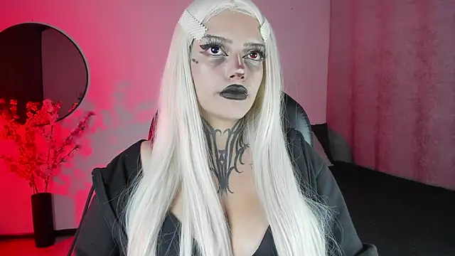 Snapshot of LilithMadness chatting on 24, 9, 2025 LilithMadness online show from 24, 9, 2025