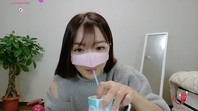 Snapshot of momochan88 chatting on 14, 12, 2025 momochan88 online show from 14, 12, 2025