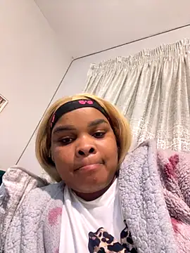 NaughtyKelly28 online show from 20, 10, 2025