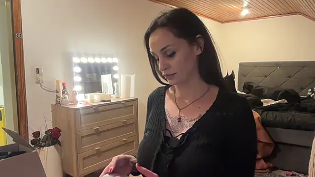 JeSuisUnTapin online show from 2, 2, 2026