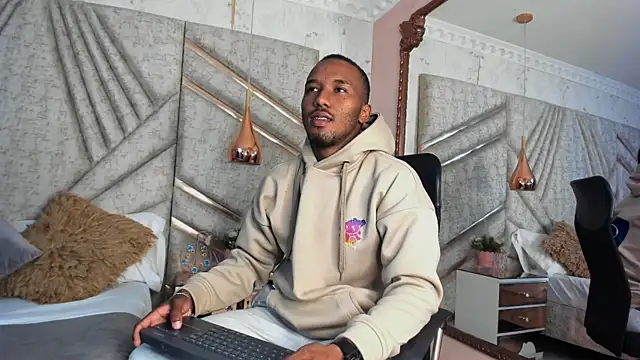 Snapshot of JamesParck chatting on 19, 1, 2025 JamesParck online show from 19, 1, 2025