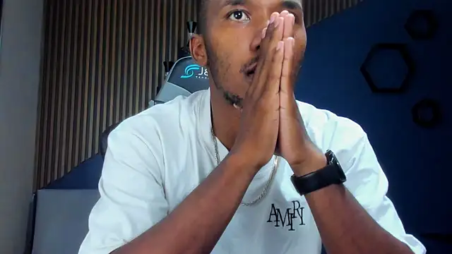 Snapshot of JamesParck chatting on 22, 1, 2025 JamesParck online show from 22, 1, 2025