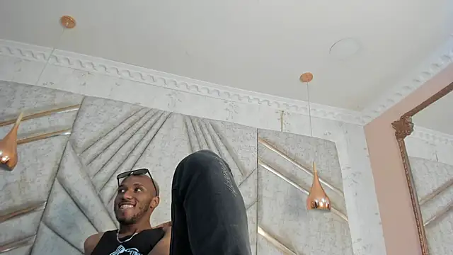 Snapshot of JamesParck chatting on 7, 2, 2025 JamesParck online show from 7, 2, 2025