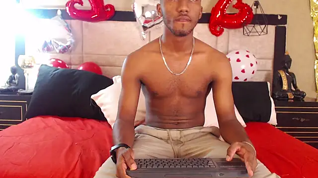 Snapshot of JamesParck chatting on 13, 2, 2025 JamesParck online show from 13, 2, 2025