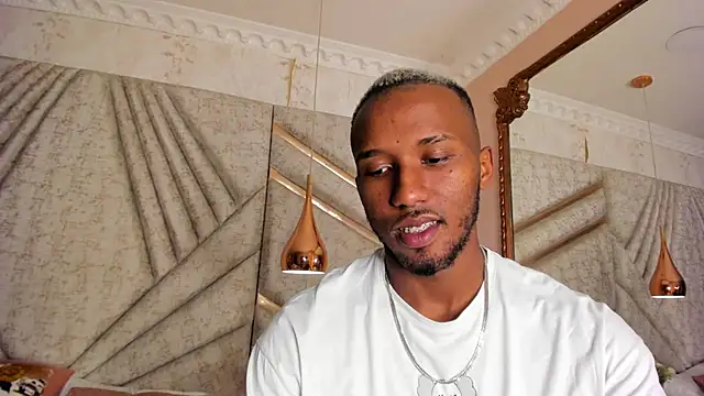 Snapshot of JamesParck chatting on 5, 3, 2025 JamesParck online show from 5, 3, 2025