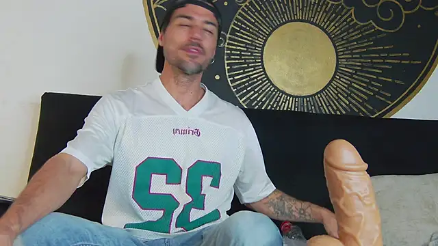 Adam MillanFF online show from 12, 1, 2026