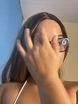 Lolacavalona online show from 20, 12, 2024