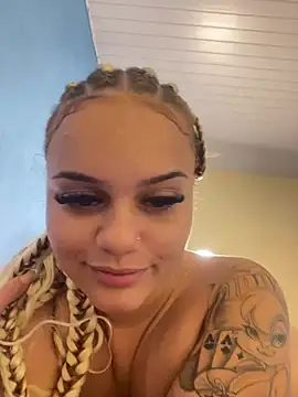 Lolacavalona online show from 4, 1, 2025