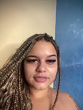 Lolacavalona online show from 17, 3, 2025