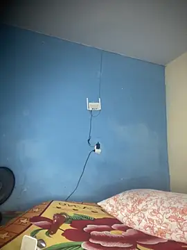 Lolacavalona online show from 26, 10, 2025