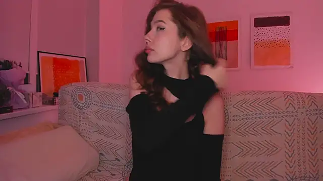 tenderdreams online show from 4, 6, 2026