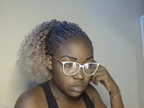 Snapshot of Sexy_racy_rebel_ chatting on 21, 11, 2025 Sexy racy rebel online show from 21, 11, 2025