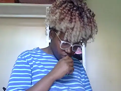 Snapshot of Sexy_racy_rebel_ chatting on 5, 12, 2025 Sexy racy rebel online show from 5, 12, 2025