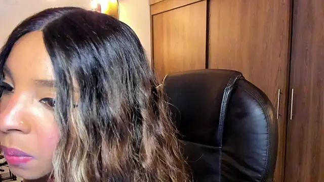 Snapshot of alikahouston4 chatting on 13, 3, 2025 alikahouston4 online show from 13, 3, 2025