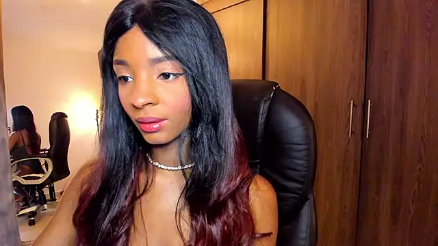 Snapshot of alikahouston4 chatting on 14, 9, 2025 alikahouston4 online show from 14, 9, 2025