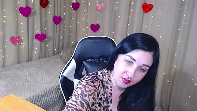Snapshot of JillStevens chatting on 5, 5, 2026 JillStevens online show from 5, 5, 2026