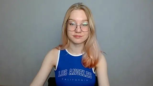 cindi hot online show from 3, 1, 2025