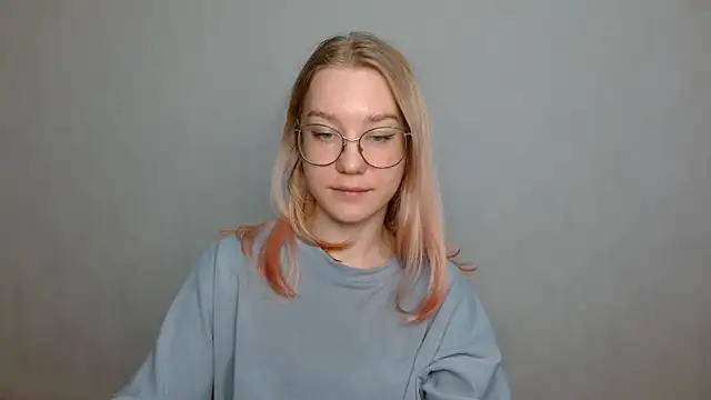 cindi hot online show from 8, 1, 2025