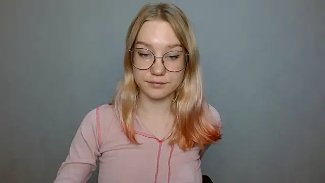 cindi hot online show from 12, 1, 2025