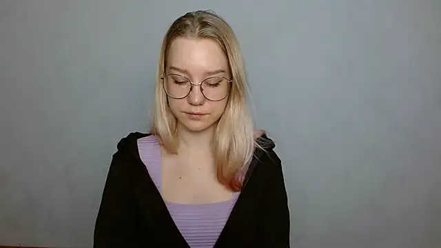 cindi hot online show from 28, 1, 2025