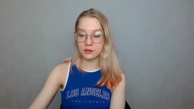 cindi hot online show from 2, 2, 2025