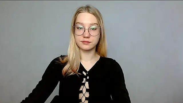 cindi hot online show from 18, 2, 2025