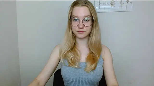 cindi hot online show from 23, 9, 2025