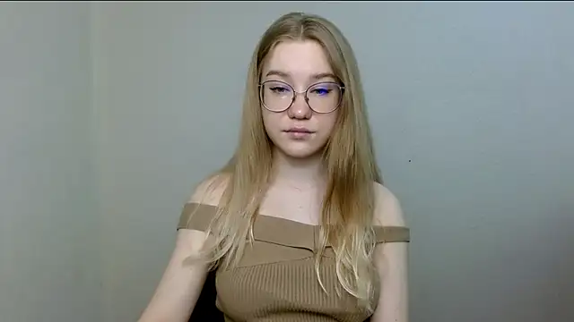 cindi hot online show from 22, 4, 2026