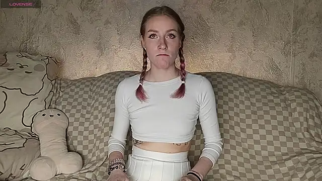 Snapshot of Lillian_Lahot chatting on 20, 3, 2026 Lillian Lahot online show from 20, 3, 2026