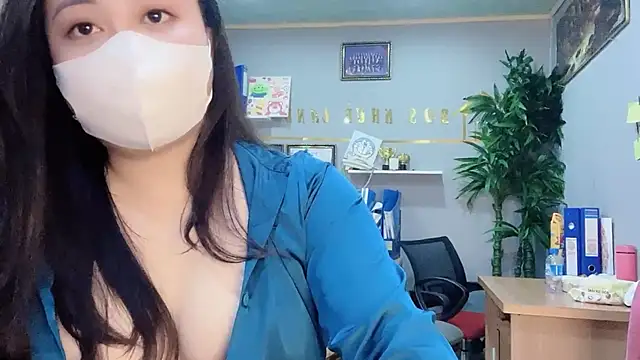 Bamboo Swetie online show from 1, 1, 2025