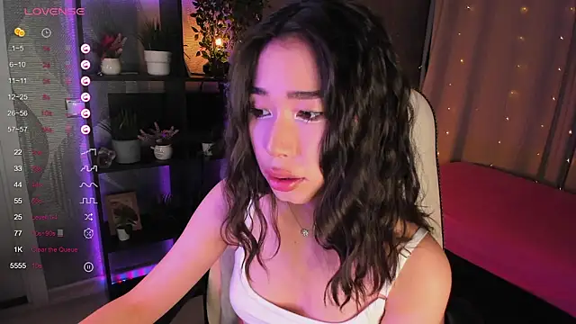 sensualily online show from 18, 9, 2025