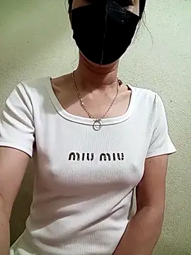 YunLem online show from 6, 3, 2025