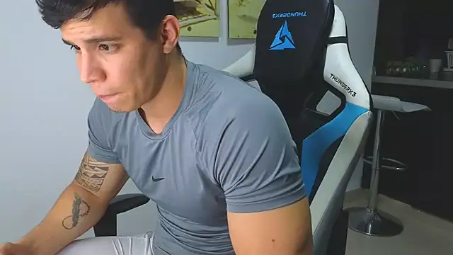 Ethanstill1 online show from 17, 2, 2025