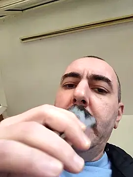 Maryo0001 online show from 8, 11, 2025