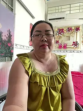 Snapshot of NDith chatting on 12, 6, 2026 NDith online show from 12, 6, 2026